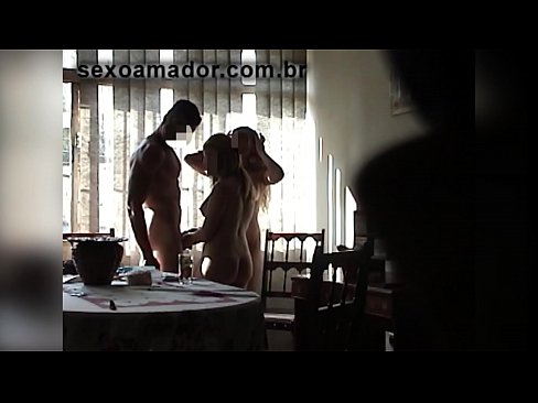 ❤️ Des amis sexuels invitent un homme géant et font un plan à trois avec lui ❤️ Vidéo de porno at fr.xxxtun.ru ️❤