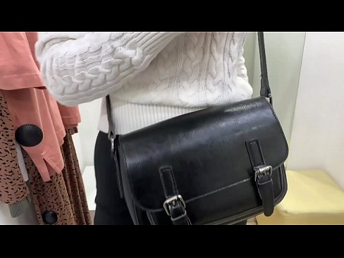❤️ Masturbation publique de la jeune salope FeralBerry avec un gode dans la cabine d'essayage ❤️ Vidéo de porno at fr.xxxtun.ru ️❤